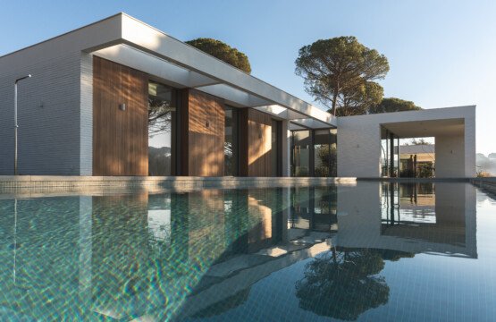 Commission-free vacation rentals in Spain and Europe with direct host contact on The Home Cake