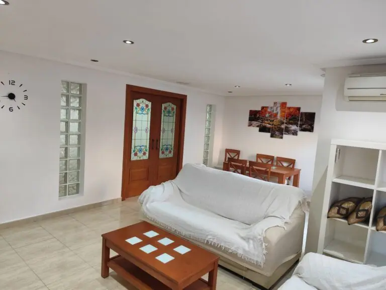 Elche Stay 2: Amplio con garaje, 3 dorms, 1 baño